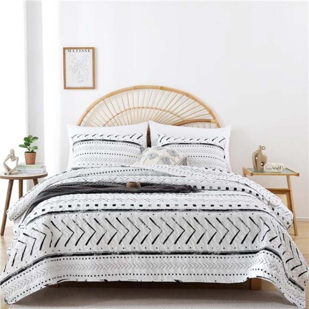Quilt Boho Bedding Set Queen Size – Lightweight Geometric Bedspread